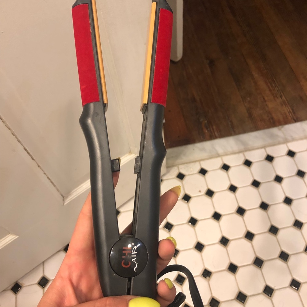 Chi straightener